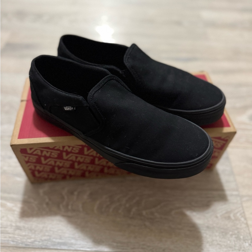Vans Classic Slip-Ons (Black Size 10)